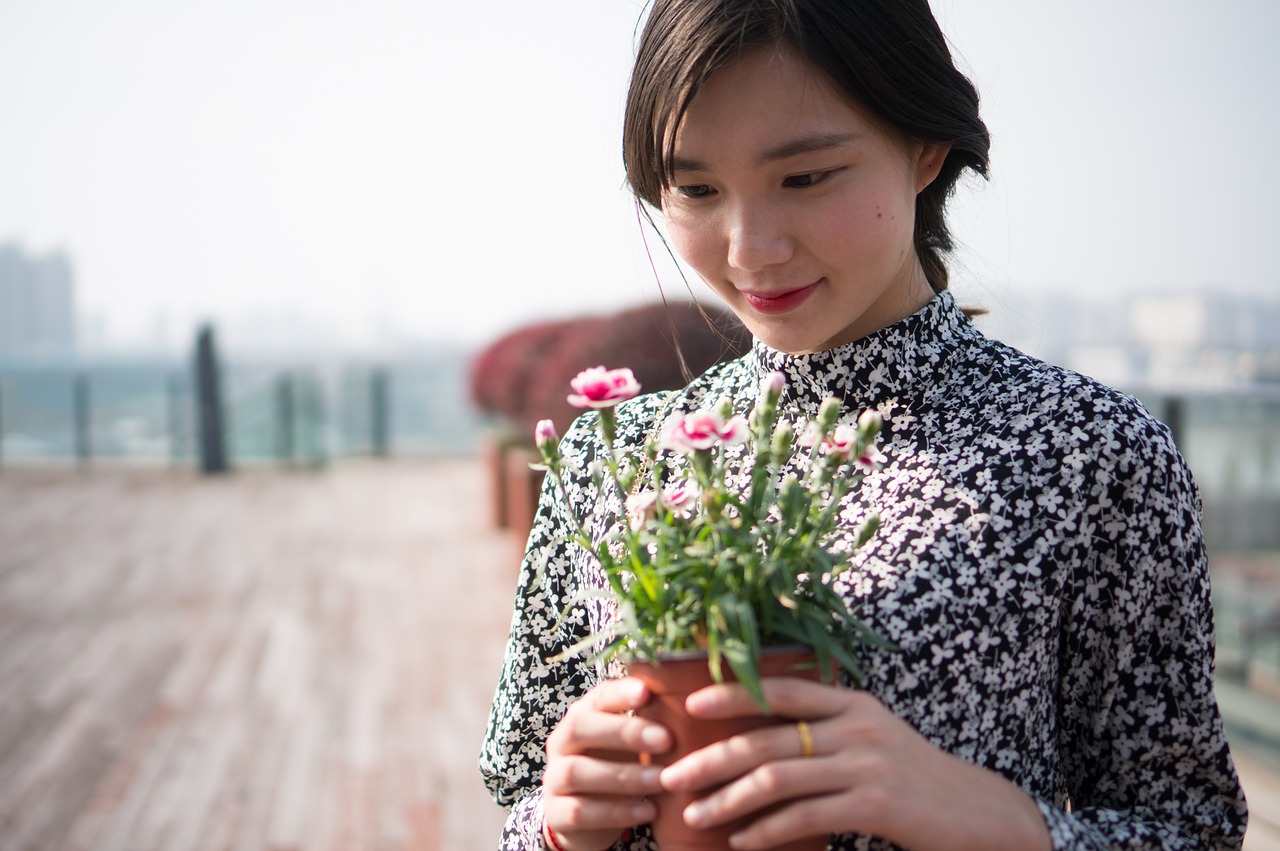 被拐女孩杨妞花追击人贩子的1313天