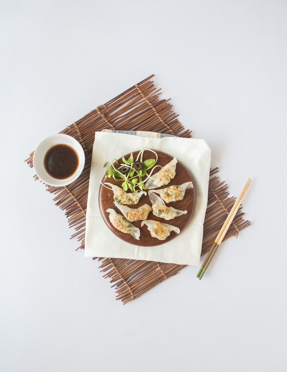 包饺子视频，传统美食的制作与分享